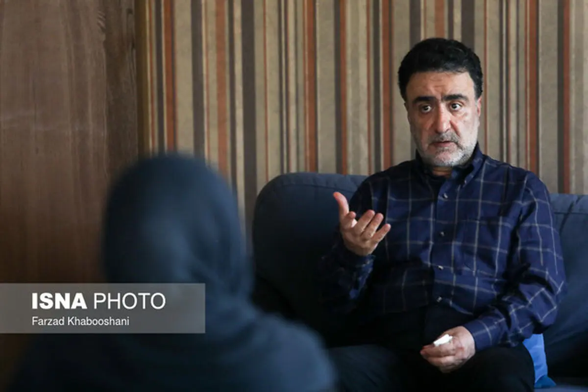 تاج‌زاده:از روحانی حمایت نمی‌کردیم،محکوم میشدیم/افراطی‌های وطنی پاس می‌دهند،ترامپ آبشار می‌کوبد