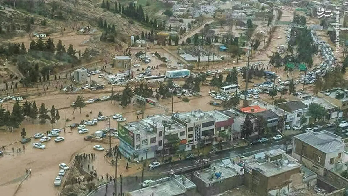عکس هوایی از شهر سیل‌زده شیراز را ببینید
