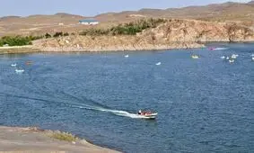 بازکردن دریچه‌های بند گلستان برای جلوگیری از حادثه در مشهد