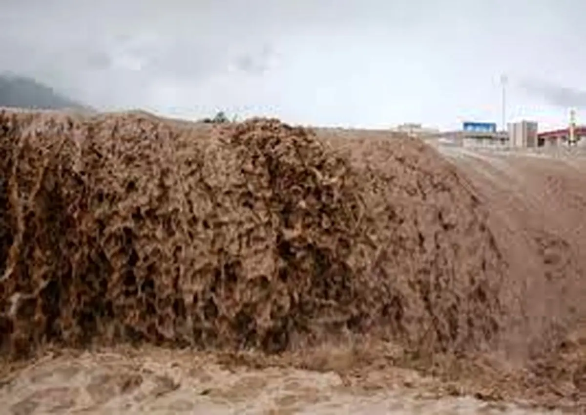 جسد دومین قربانی سیلاب لرستان از سیمره بیرون کشیده شد