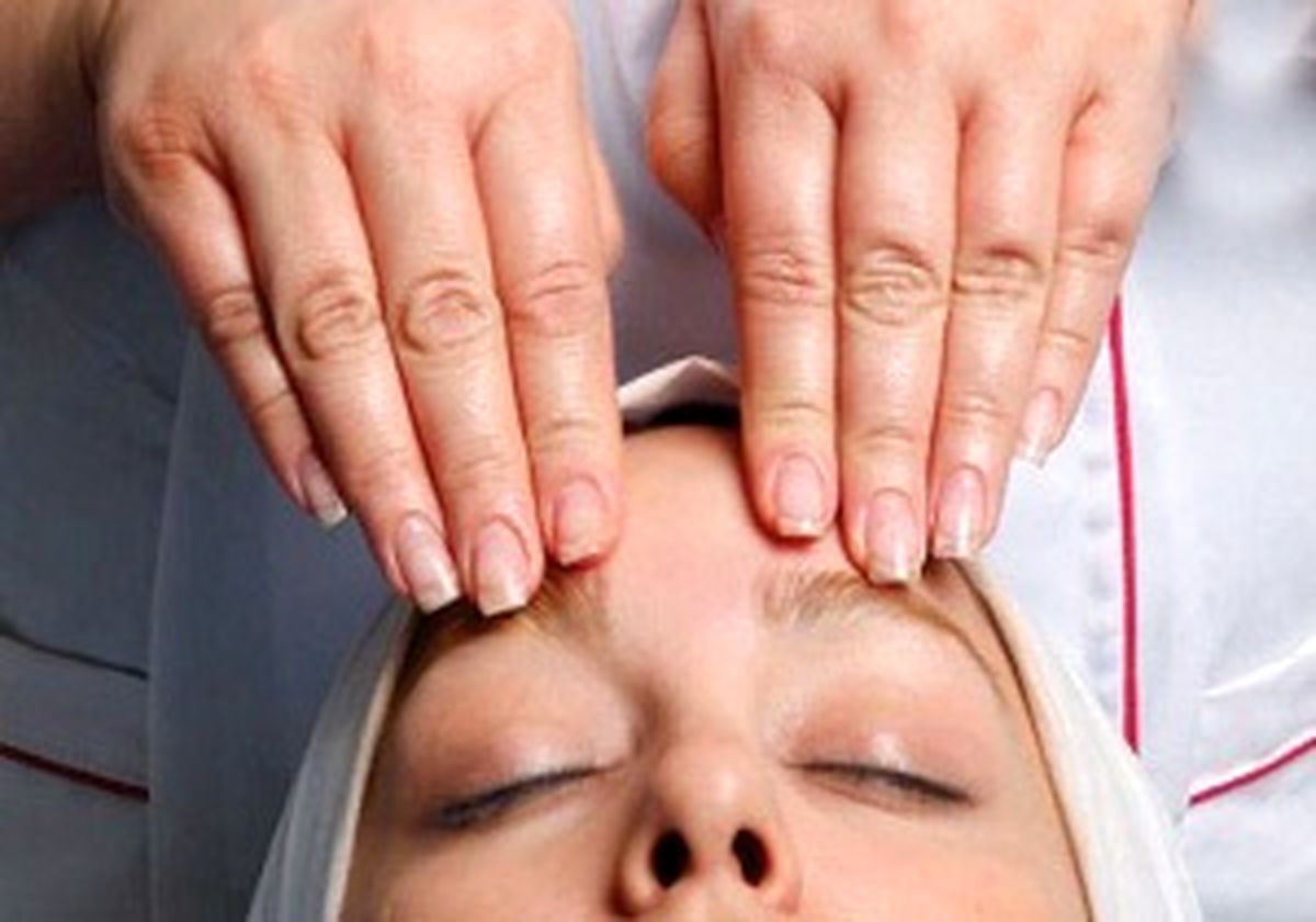 رفع چین و چروکهای پیشانی با راهکارهای خانگی