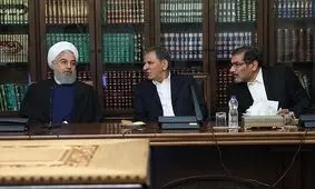 جزئیات جلسه ستاد بحران با حضور روحانی/بی‌خبری روحانی از رودخانه‌های که جاده شدند/مقصر وزارت کشور است یا نیرو