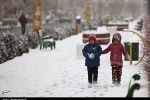 بارش برف و کولاک مدارس و دانشگاه‌های آذربایجان شرقی را به تعطیلی کشاند+جزئیات