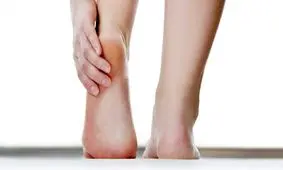 درمان ترک پوست دست و پا با کمک طب سنتی