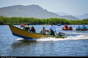 سفری خاطره‌انگیز به کردستان؛ دریاچه زریبار بهشت گمشده ایران+تصاویر