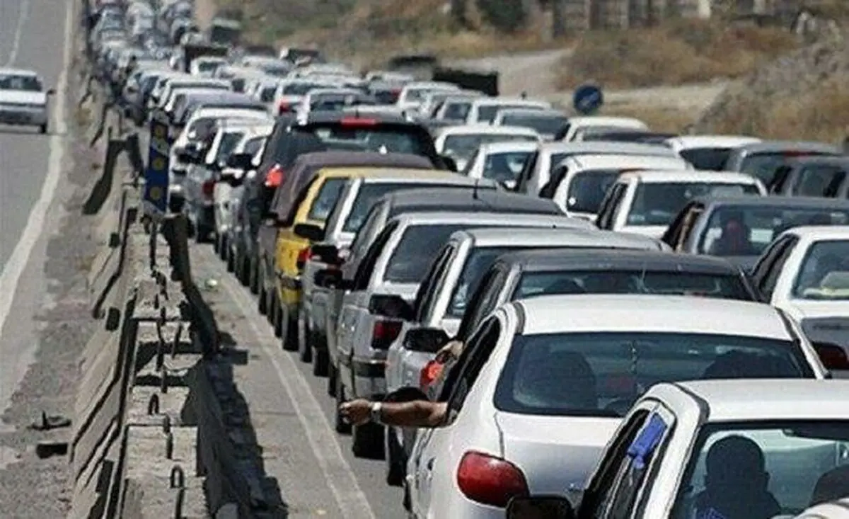 ترافیک در تمام محورهای مواصلاتی استان قم سبک و روان است