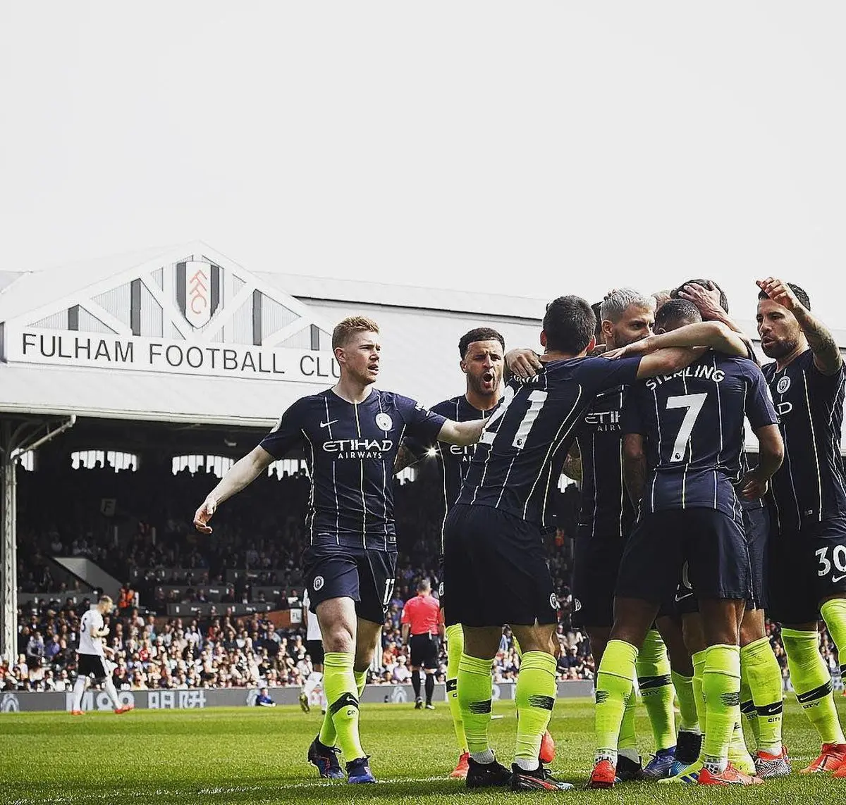 لیگ برتر جزیره از نگاه آمار