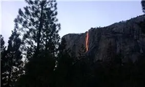 آبشار آتش در کالیفرنیا +تصاویر