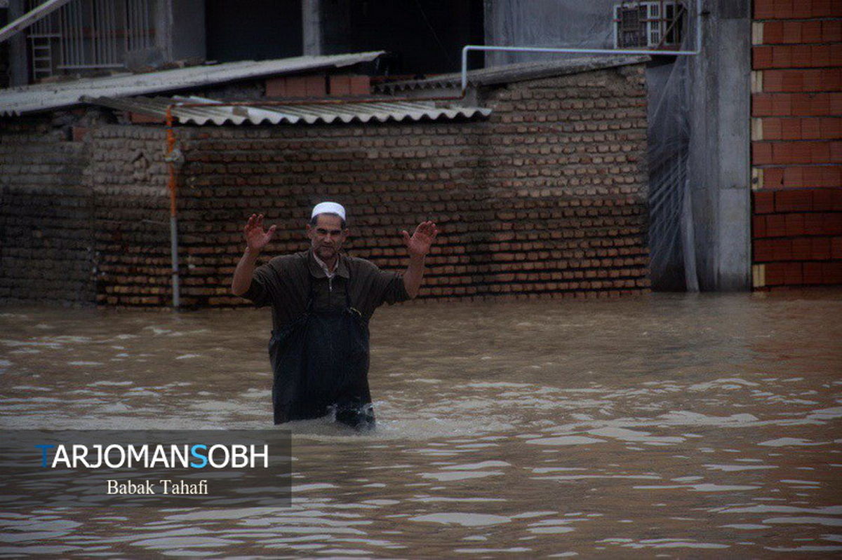 وزیر نیرو: ۱۲ میلیارد مترمکعب سیلاب‌ این روزها در خوزستان جاری شد/خسارت کشاورزان پرداخت می‌شود