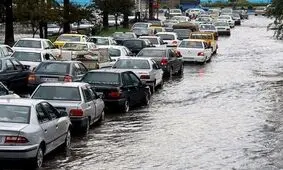 ساخت و سازهای غیرمجاز در کرج مسیر آب‌های سطحی را منحرف کرده است