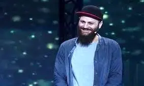 این پسر با اجراش اشک همه رو تو عصر جدید در آورد