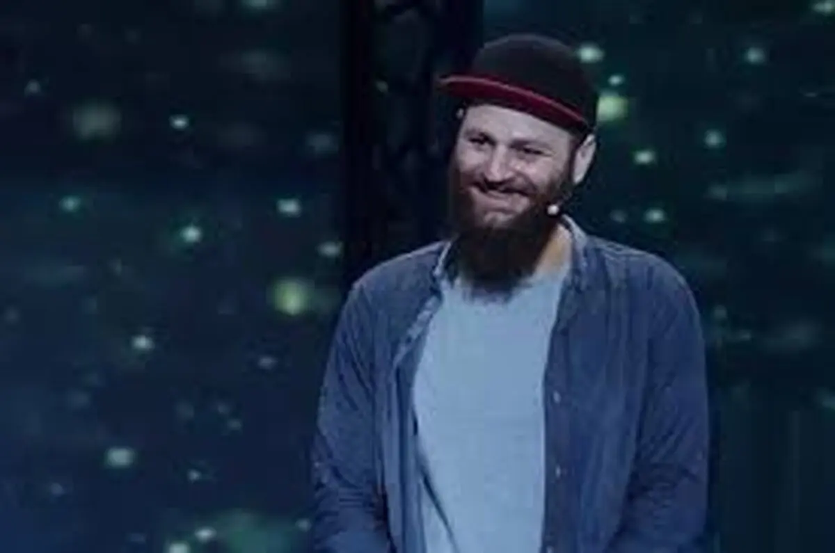 این پسر با اجراش اشک همه رو تو عصر جدید در آورد