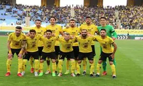 سپاهان برد و در کورس ماند