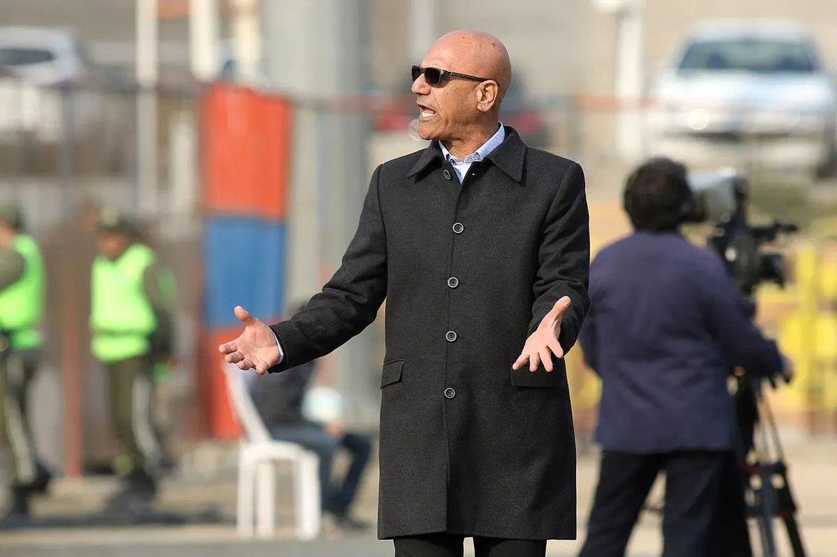 مرزبان: زمان ما سپاهان چنددسته بود