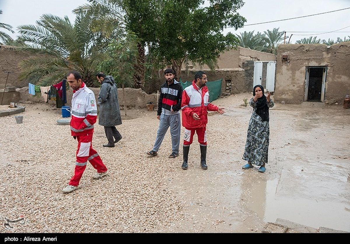 امدادرسانی به ۶۶۶۵ نفر در سیلاب فارس/ ۱۸۵۰ اکیپ خدمت رسانی کردند