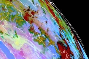 تصاویر کنونی ماهواره از وضعیت ابرهای آسمان ایران+تصویر