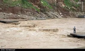 محاصره پلدختر توسط سیل