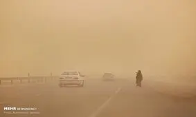 شهروندان یزد از منزل خارج نشوند/کاهش شدید دید افقی