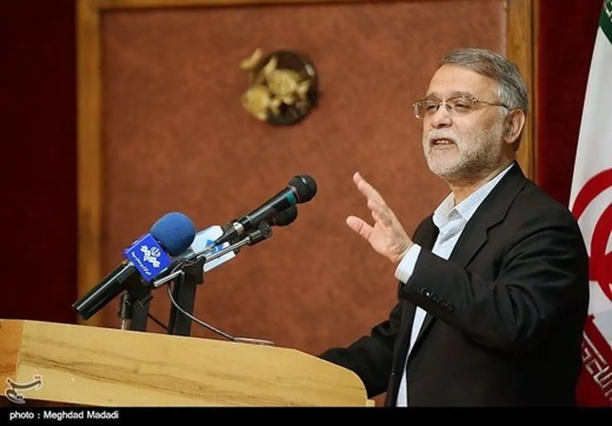 مهران مدیری کار دست شبکه نسیم داد/ معاون سیما: تذکر دادیم