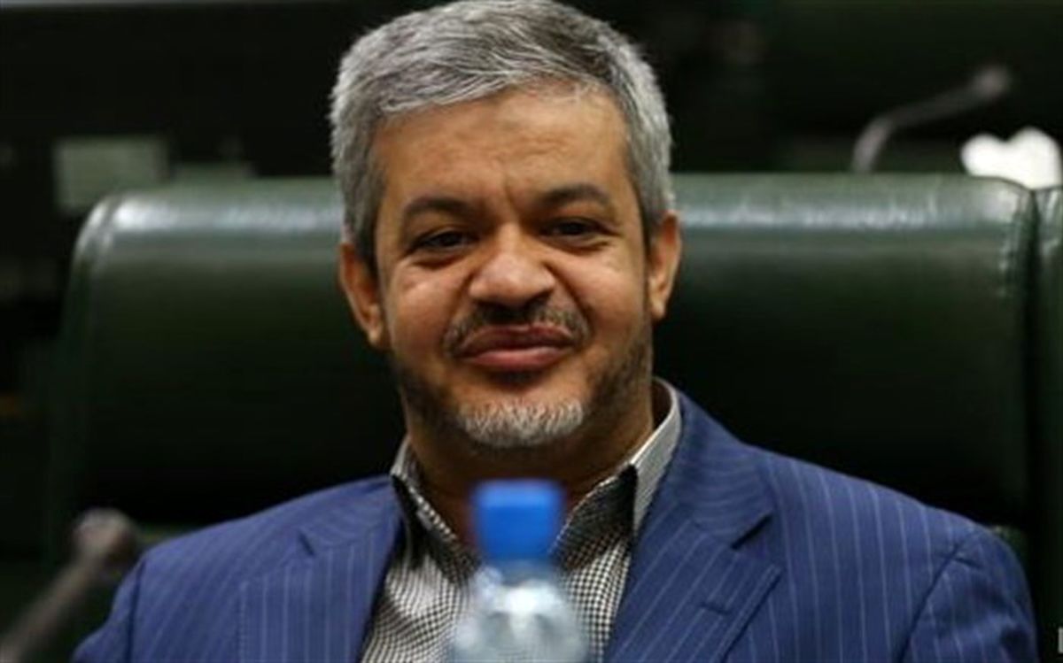 رحیمی: حلقه گردان پیامکهای تهدیدی درخصوص FATF از تلویزیون سردرآورد