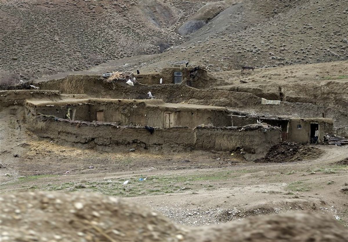 ۱۸۵ روستای چهارمحال و بختیاری دچار خسارت شد; اعزام ماشینآلات بنیاد مسکن به مناطق سیلزده