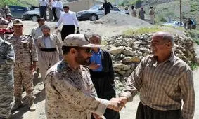 فرمانده‌ای که شخصاً مشکلات مردم کردستان را پیگیری می‌کند+تصاویر