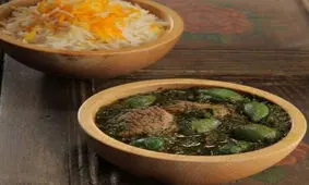 دستور تهیه خورشت چغاله بادام خوشمزه مخصوص فصل بهار