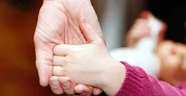 ۳۷۸۵ کودک مقیم بهزیستی در دوران جنگ خانواده دار شدند