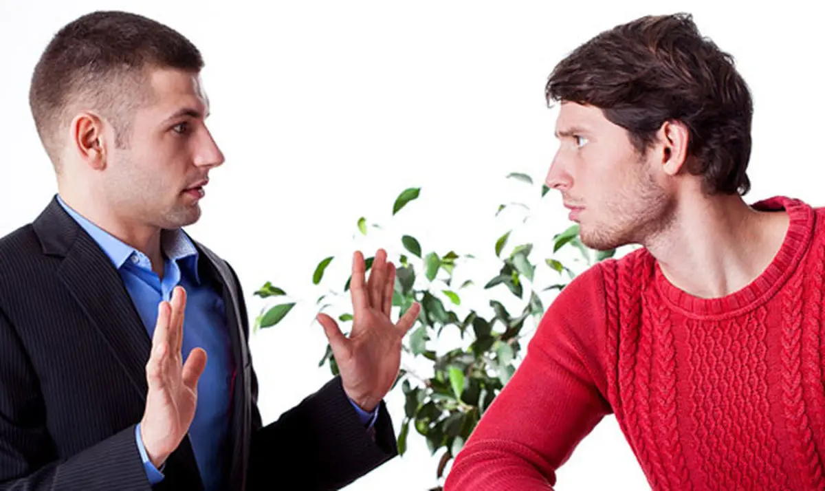 راهکار‌هایی برای اینکه بتوانید محترمانه حرف طرف مقابل را قطع کنید!