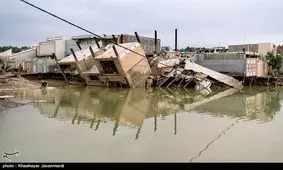 ارسال ۲ تریلی آب آشامیدنی به مناطق سیل‌زده لرستان از سوی آستان مقدسه حضرت معصومه(س)