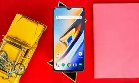 وان‌پلاس برای افزایش کیفیت صفحه نمایش خود از چه استفاده می‌کند؟