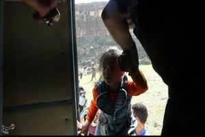 عزم و اراده و امیدآفرینی امدادگران هلال احمر در مناطق سیل‌زده ماژین ایلام به روایت تصویر