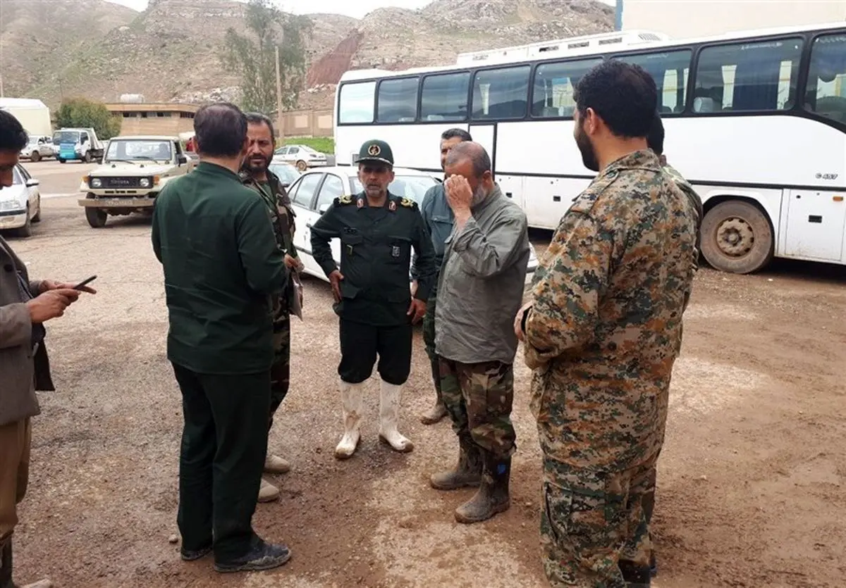 مدیریت توزیع در شهر سیل زده پلدختر ضعیف است