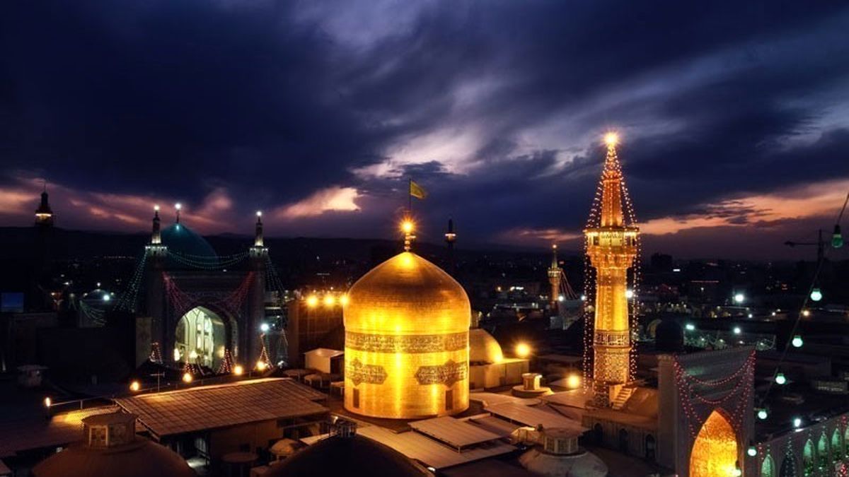 تور هوایی مشهد چند؟