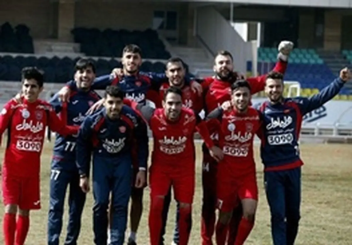 اولین تصاویر از تیم آسیایی پرسپولیس در عمان