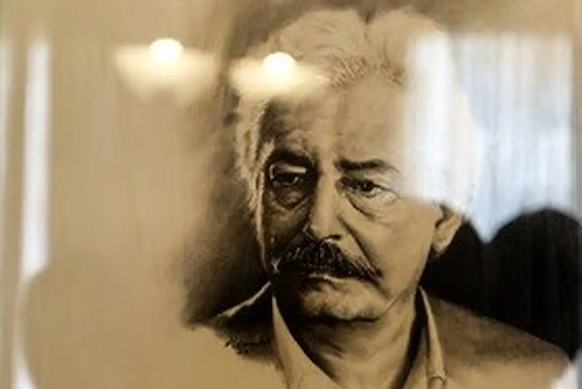 اهدای یادگارها و جوایز مشایخی به موزه سینما