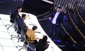 درگیری لفظی احسان علیخانی با داور «عصرجدید»+ویدئو