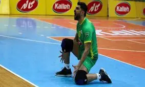 صفایی: قسمت نبود همراه ورامینی‌ها باشم