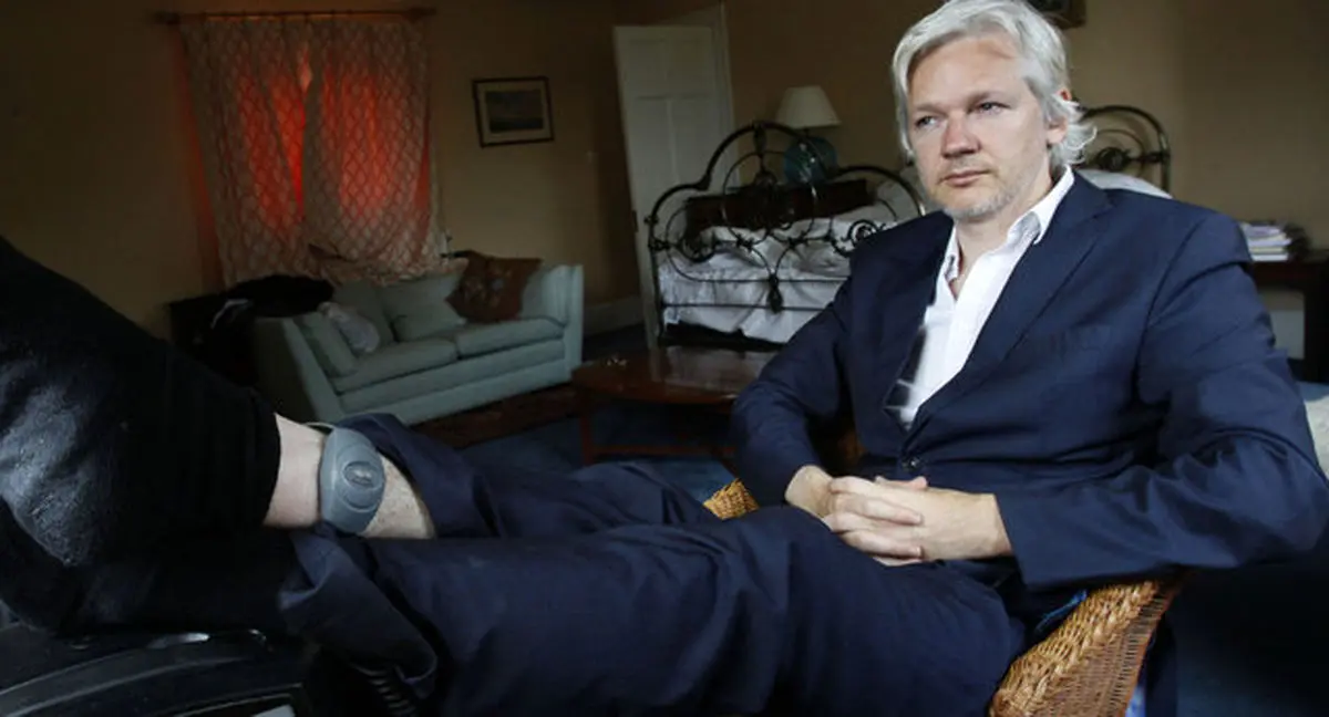 اکوادور خطاب به آسانژ: برای همیشه نمی‌توانی در سفارت بمانی