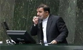 آخوندی: بابت هر قصوری پوزش می‌طلبم /جام می و خون دل هر یک به کسی دادند