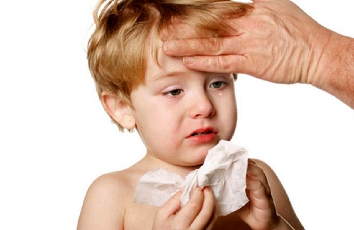 علت و علائم سرماخوردگی ویروسی چیست و چگونه درمان میشود؟