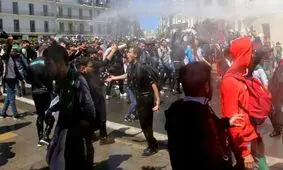 تظاهرات در الجزایر علیه رئیس‌جمهوری موقت