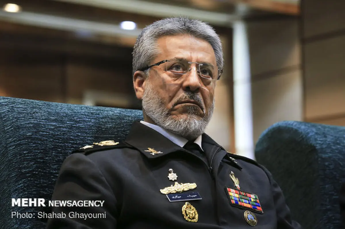 ارتش و سپاه دست در دست یکدیگر در مقابل هر تهدیدی ایستاده اند