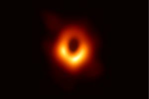 تصویر سیاهچاله برای اولین بار