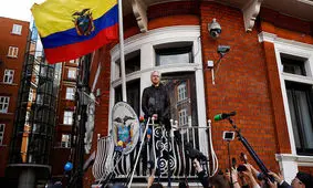 ویکی‌لیکس از عملیات جاسوسی علیه آسانژ خبر داد