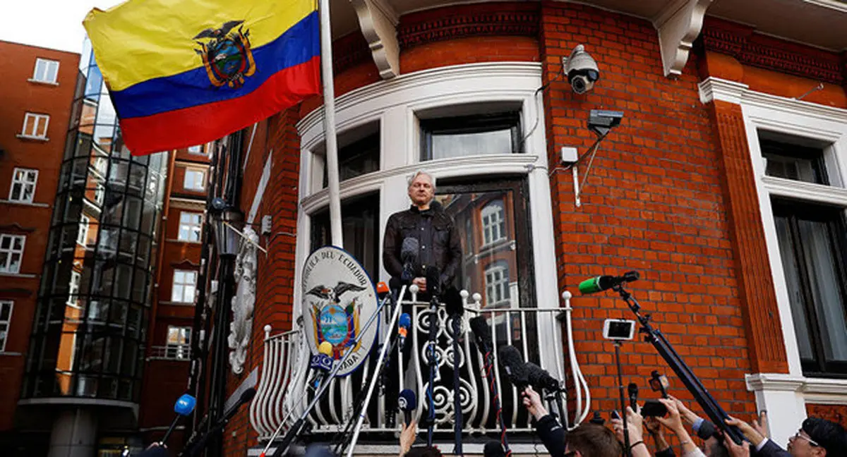 ویکی‌لیکس از عملیات جاسوسی علیه آسانژ خبر داد