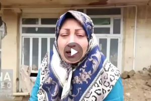 مادری که به امید پیدا کردن اسباب‌بازی کودکش به خانه سیل‌زده برگشت+فیلم
