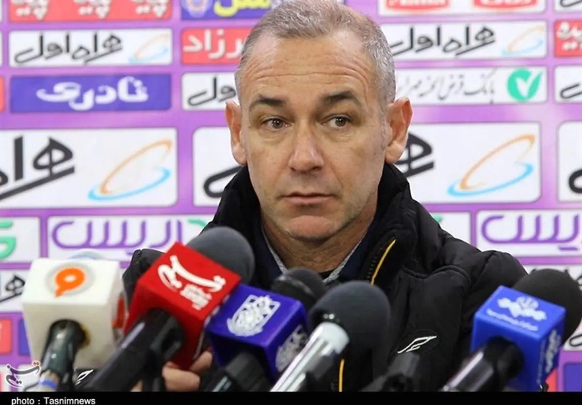 مربی سپاهان جریمه شد