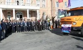 ۱۳ کامیون حامل کمک های مردکی ارومیه به لرستان ارسال شد