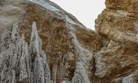 آبشاری نفرین شده در ایران که از آن نمک می‌ریزد! + عکس
